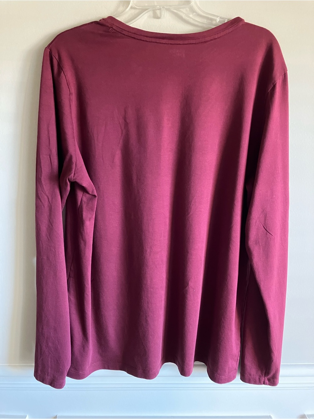 Lands End Size XLT 18 long sleeve tee, V-neck 100% cotton - Picture 2 of 7